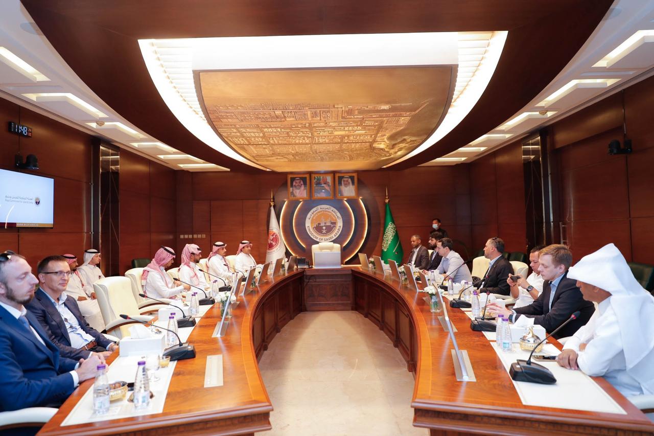 اجتماع الهيئة الملكية بجازان