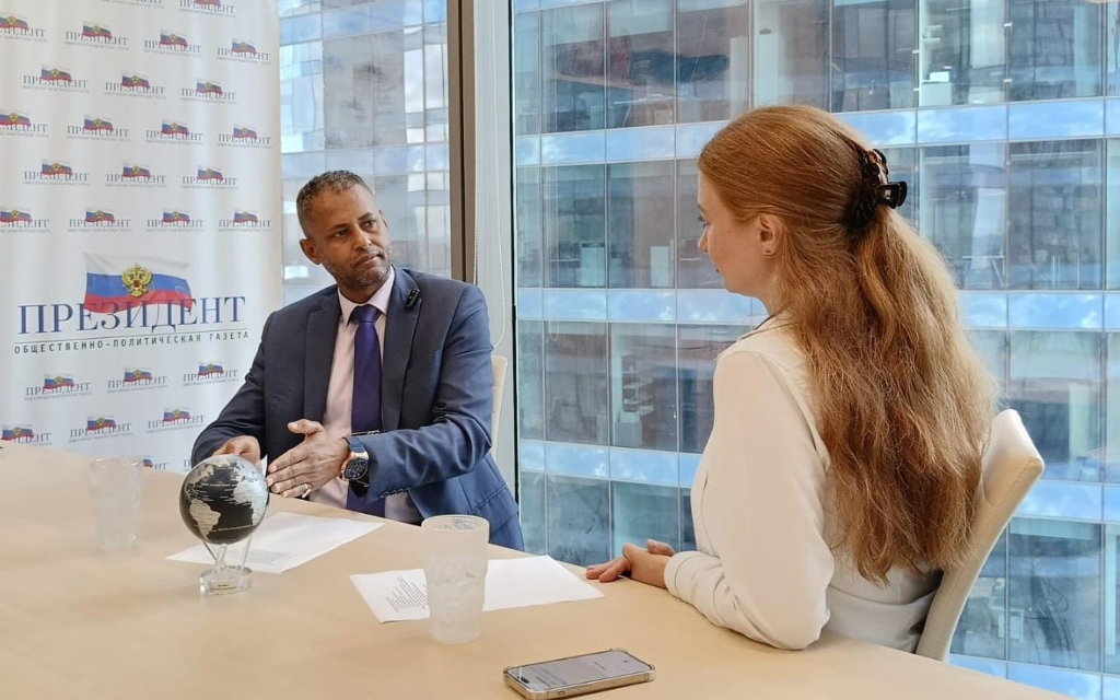 Russia and the Arab World: Bridges of Friendship Through Business and Tourism — Exclusive Interview with Dr. Hussein Jaafar Aref